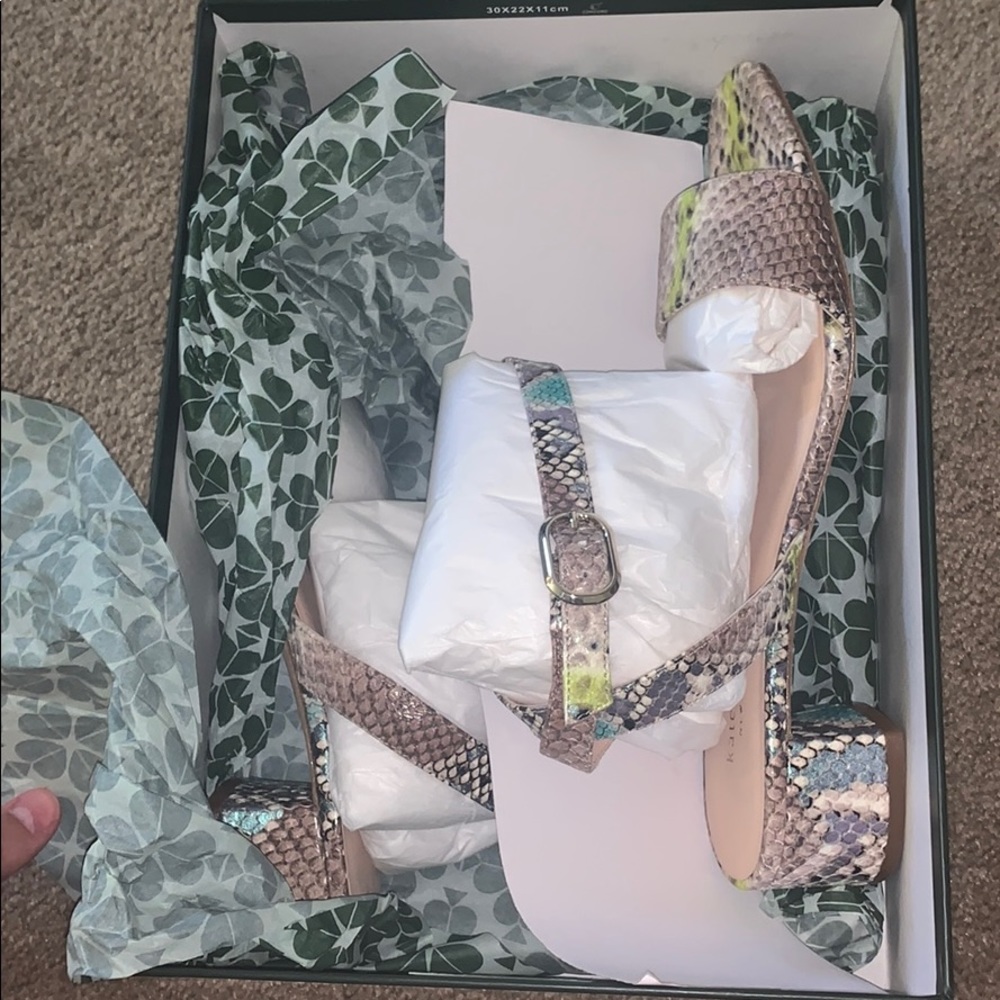 KATE SPADE SANDALS - Picture 4 of 6